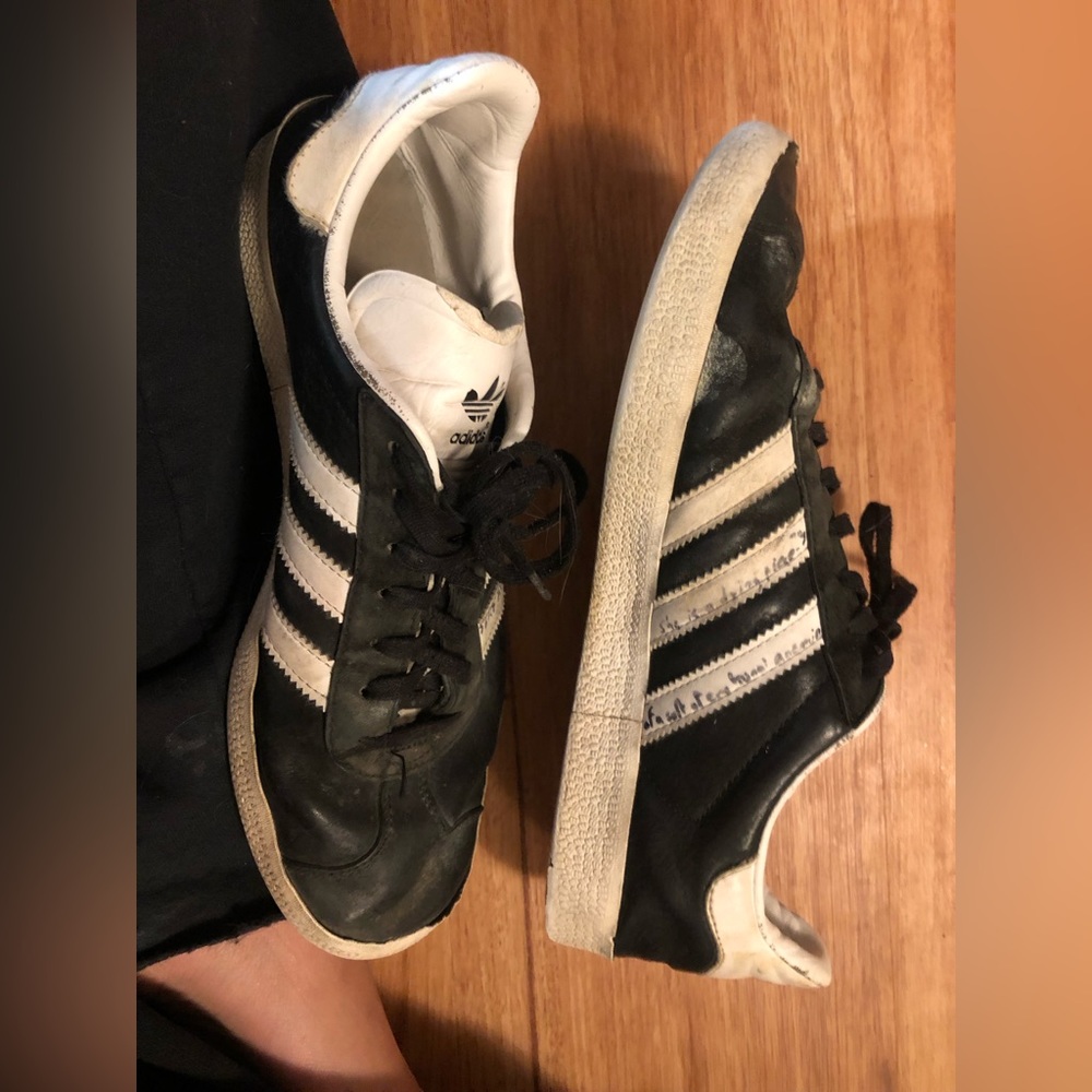 Thrashed Adidas Gazelles 8.5 Mens 🛹 - Picture 3 of 7